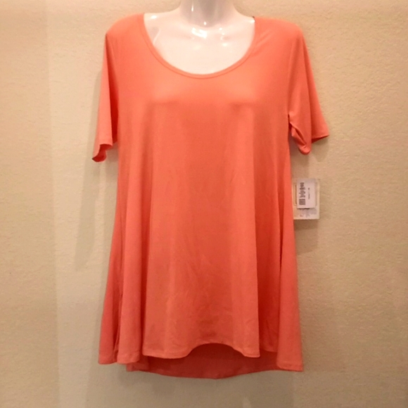 LulaRoe Peach ๐ Perfect T Top - Picture 2 of 11